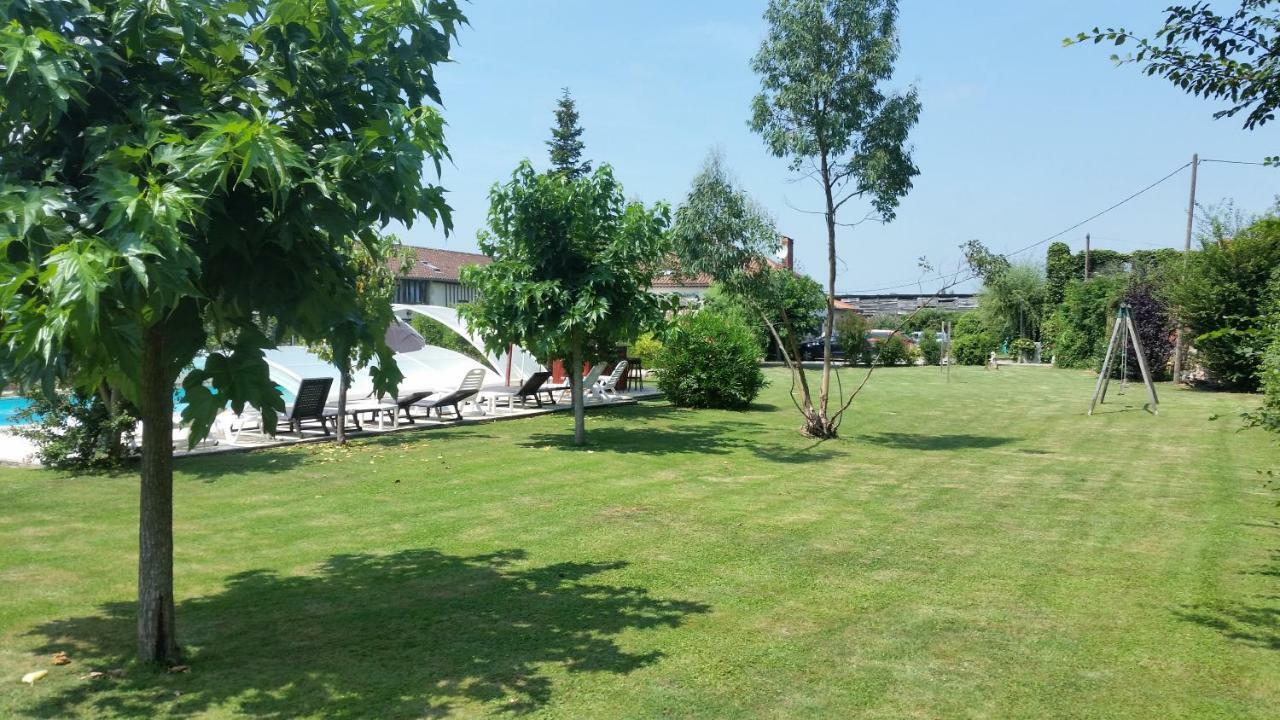 Gite 3, Domaine Logis Gascogne Saint-Justin  ภายนอก รูปภาพ